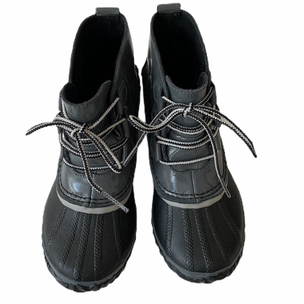 Sorel Out N' About Boots NWT